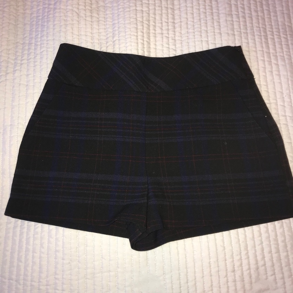 Plaid Shorts - Preppy